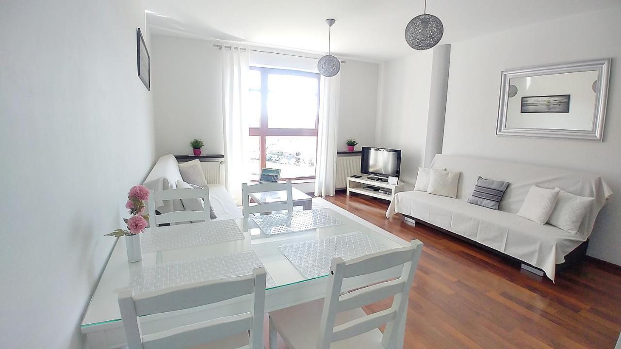 グダニスクApartament Bello - Free Parkingアパートメント エクステリア 写真